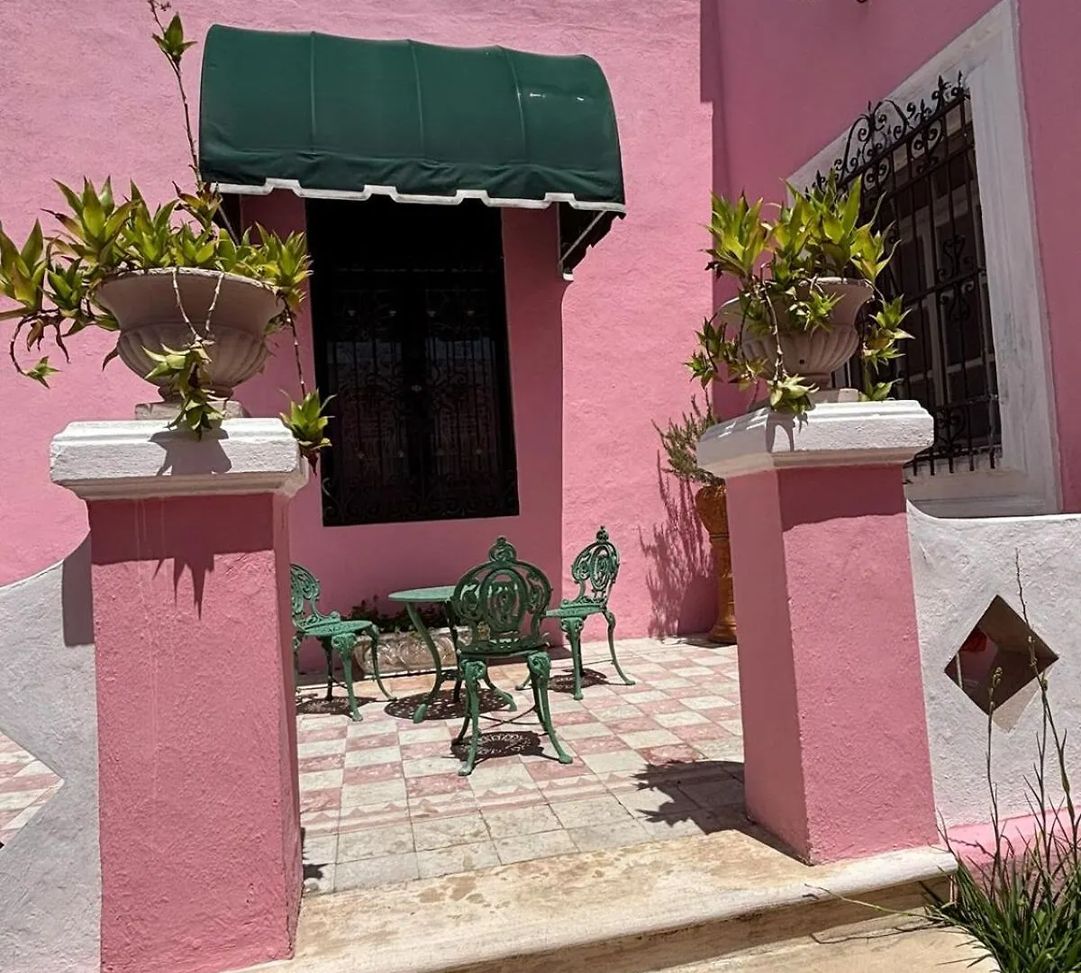 Casita Rosa, Villa-Hortensia - Merida Center 0*,  メキシコ